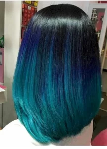 The Sea ombre rambut pendek sebahu warna biru