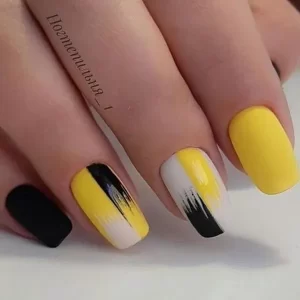 Abstract Nails Nail Art Kuning